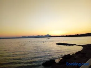 Seaside villa in Eretria - Image 2