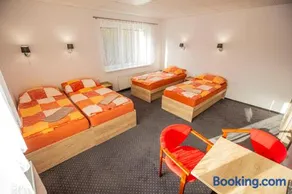 Hotel Rabbit - Image 2