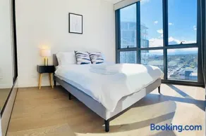 Macquarie Park high level 2bed 2bath with Study Gym & Pool - Image 2