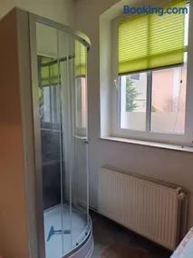 wohnen wohlfühlen - Geräumiges Apartment in Forst - Image 2