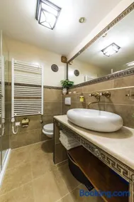 Apartment Ave Caesar - Image 2