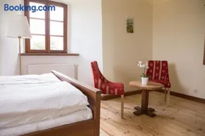 Burgzimmer 6 nähe Sinsheim - ruhiger Platz im Grünen - Image 3