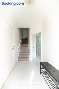 Koala Stay - Ground Floor 2BR Shared House in Mawson Lakes - Image 3