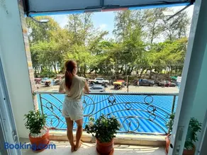Coastal Nomad Ocean View Stay - 1 or 2 Rooms - Image 1