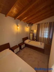 Gem Guest House - Image 3