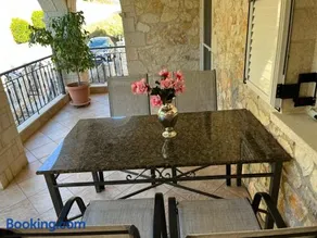 violeta's house - Image 1
