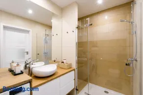 M&R Apartament Airport&Business DeLuxe Cybernetyki 17 - underground garage - free WiFi - Netflix - air conditioning - self check-in, close by Chopin Airport - Image 4