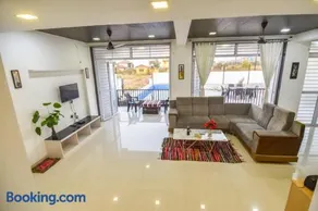 ll EMPYREAN STAY ll LUXE ll FORTUNE VILLA ll 4BHK ll AC ll BIG POOL - Image 5