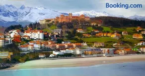 Dúplex en Comillas. Urb Balcón del Cantábrico - Image 2