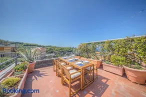CASA SOLE Terrazza con vista mare, Relax e Wifi - Image 1