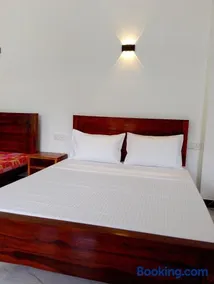 Freedom lodge riverston - Image 1