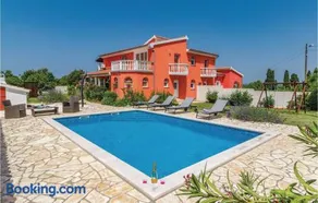 Nice Home In Sisan With Wifi - Image 5