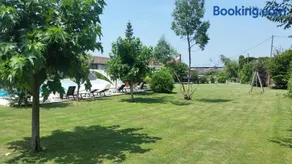 Gite 4 is a 3 bedroom Gite set in a pretty garden with a shared Swimming Pool - Image 2
