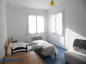 Appartement F3 avec balcon exposé sud, 2 chambres, proche commodités à Amélie-les-Bains - Image 2