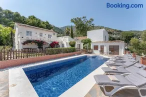 Villa Secreta - Image 1