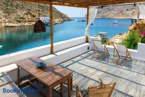 Psarona Hospitality - Image 4
