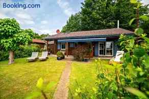 Ferienhaus Kathi - Ihre Auszeit direkt am See in Jabel - Image 1