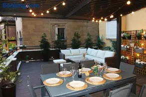 Edificio Privado con Terraza - Image 3