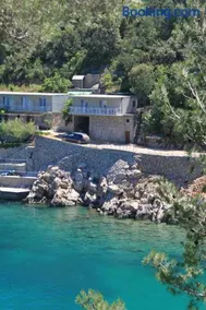 Apartments by the sea Cove Mala Pogorila, Hvar - 8953 - Image 2