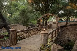 Historic Farmhouse on 5 Peaceful Acres with Ancient Oaks & Creek above Temecula - Image 5