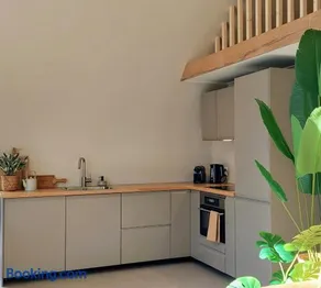 Holiday cottage in the Forest Close to Giethoorn - Image 3
