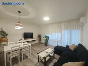 Encantador Apartamento en el Corazón de Tremp - Image 1
