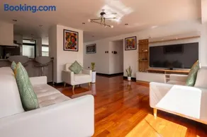 Spacious 3BR Apartment - 7 Min to City Center - Image 2
