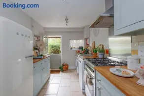 Westport Cottage - Image 1