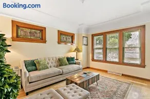 Milwaukee Bungalow - Image 3