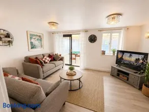 5 Bedrooms Luxurious Home in Derby City Centre ,Darley Abbey FREE PARKING - Image 3
