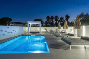 Moon Boutique Hotel - Ultra Luxury Suites with Pool, Perfect for Fun and Relaxation By Villa Mana Gers - Image 1
