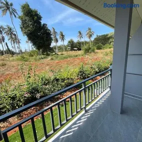 KohmakHomeHug Homestay - Image 3