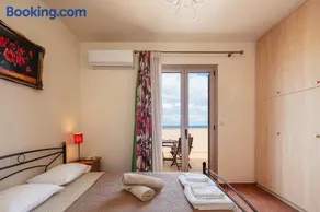 Villa Daphne Panormos - Image 2