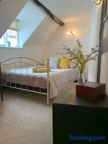 Stylish 3 bedroom apartment - Image 4
