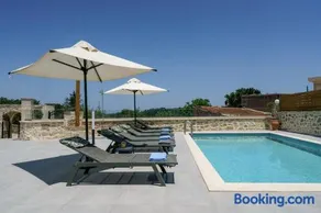 Villa Angelo, Traditional Cretan Stone Villa with Pool & Countryside Views - Image 2