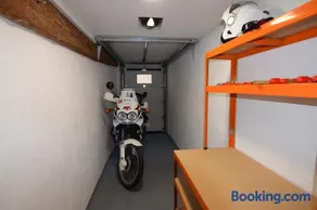 Apartment Bea with FREE BIKE and BIKE STORAGE - Image 3