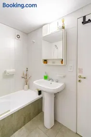 Mi Lugar en Rosario - Depto céntrico VIP con cochera cubierta - Image 4