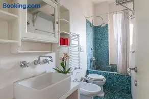 HC - Sunny Apartment in Testaccio! - Image 2