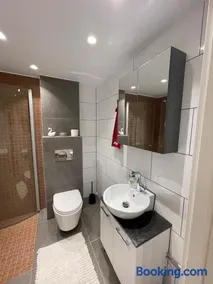 Apartment near Arlanda Airport Stockholm including parking - Image 4