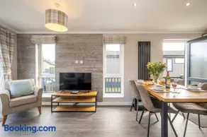 Driftwood Lodge, Sizewell - Adults only property - Aldeburgh Coastal Cottages - Image 3