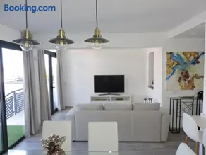 SUNHILL LUXURIOUS house - Image 1