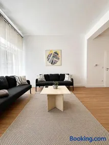 Tempora Homes - Central Apartment - Image 3