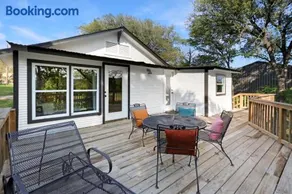 Guadalupe Getaway - Image 2