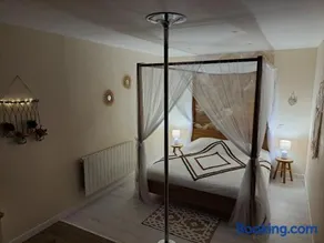 Gîte romantique bohème avec jacuzzi privé - Le gîte d'Agathe - Image 4