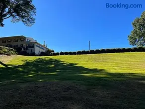 Charming 2-bedroom house with fitness room and AC in welcoming Buford - Image 2
