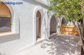 Villa Kareema 2D con accesso diretto alla Spiaggia di San Pietro in Bevagna - Image 2