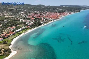 Araliki Suites - Image 1
