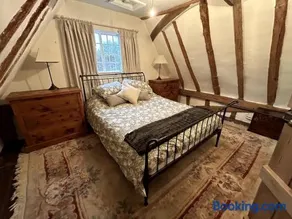 Beautiful Cottage opposite Hedingham Castle! - Image 2