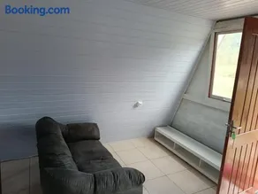 Morretes Chalet with River and Pool 40 min to the coast - Image 1