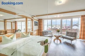 Wohlfühlhotel Frohsinn - Image 3